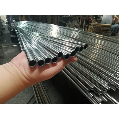 품질  Bright Polished Stainless Steel Tube and Pipe in Round and Square Shapes AISI 201 304 from Manufacturer 공장